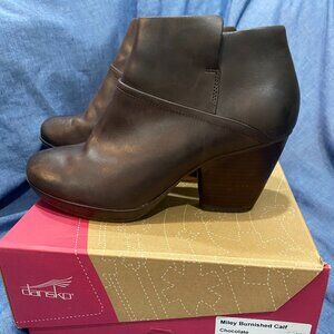Dansko Miley Burnished Brown Booties - Size 39